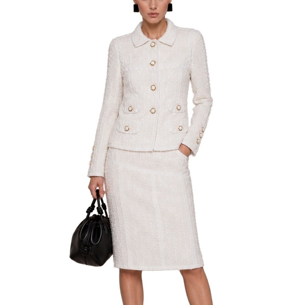 Chanel Vintage Cruise 1992 White Tweed  Camellia Flower  Jacket Suit Size 34